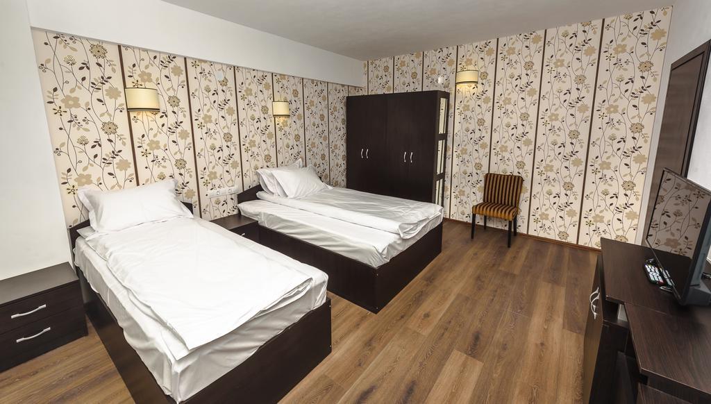 Sara'S Sons Hotel เบยเล เฮร์คูลาเน ภายนอก รูปภาพ